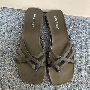 White Stag women 8 Samantha slip on strappy flip flop black